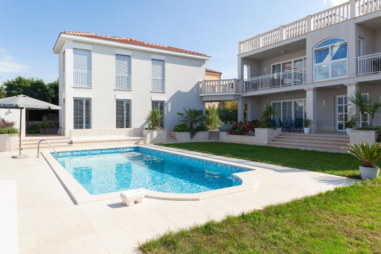 Deluxe Apartments Vila Carissa Malinska Eksteriør billede